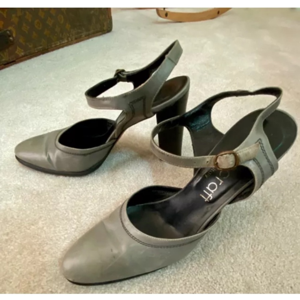 VINTAGE 1970s GRAY LEATHER HEELS ANKLE STRAP NEIMAN MARCUS 7